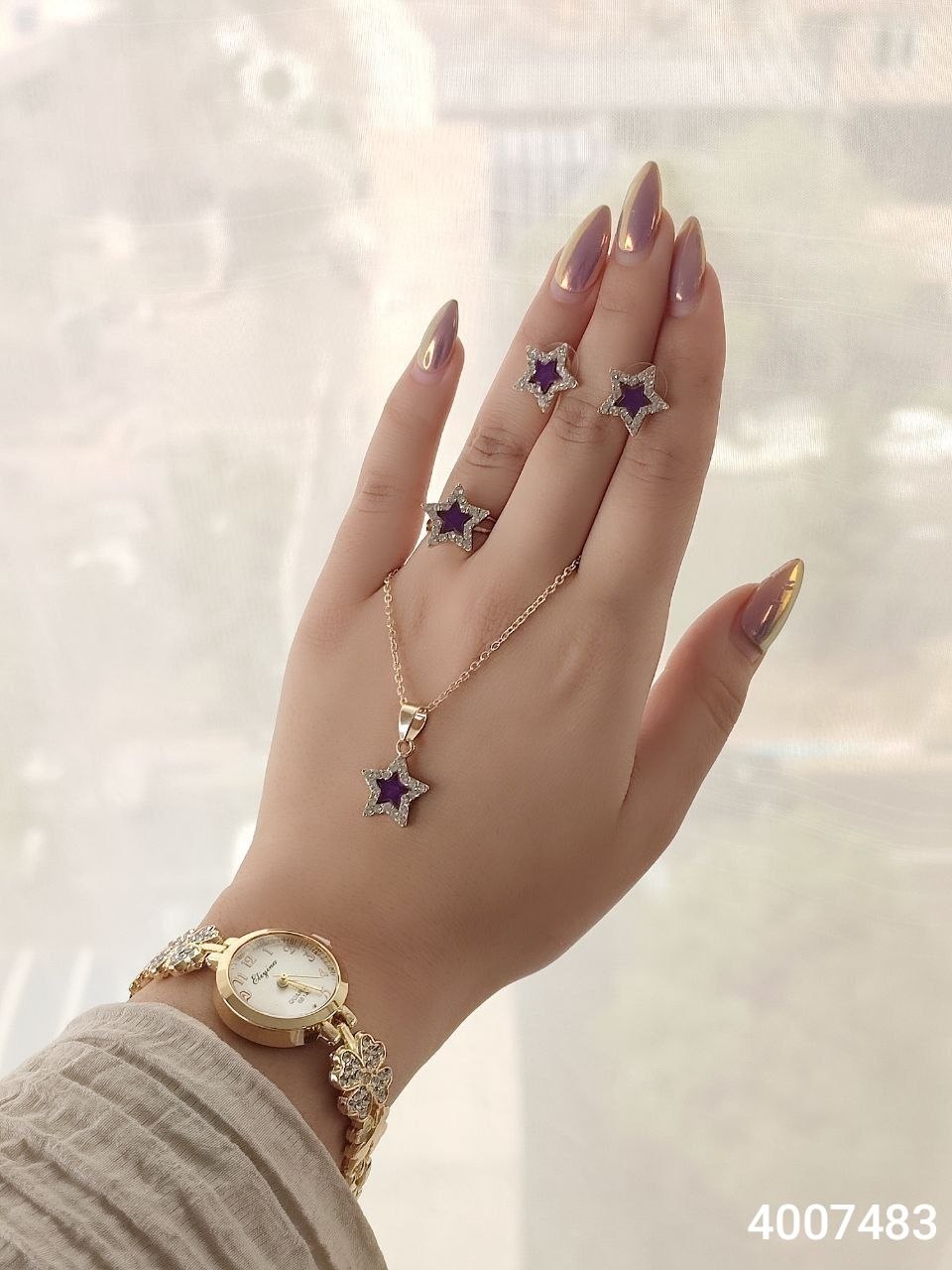 ساعت و سرویس مارک الینا
